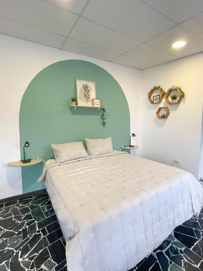 Casa Serena B&B Santa Tecla エクステリア 写真